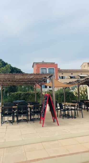 Proche St Tropez Refait A Neuf Bord De Plage Et Piscine Cogolin Eksteriør billede